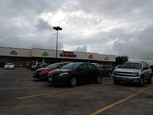 Grocery Store «El Rancho Supermercado», reviews and photos, 6800 Berkman Dr, Austin, TX 78723, USA