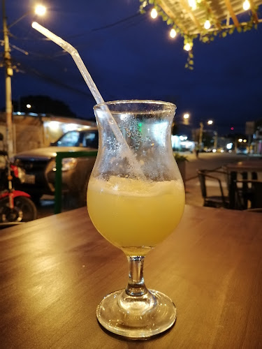 Opiniones de Cheers beach Resto bar en Milagro - Restaurante