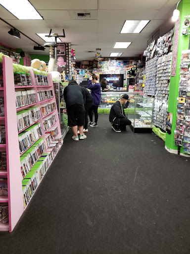 Video Game Store «Pink Gorilla University District», reviews and photos, 4341 University Way NE, Seattle, WA 98105, USA