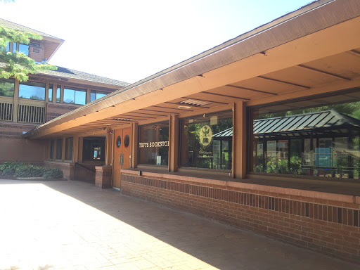 Book Store «Tufts University Bookstore», reviews and photos, 46 Professors Row, Medford, MA 02155, USA