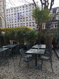 Atmosphère du Café A - Restaurant terrasse - Brunch Canal St Martin à Paris - n°17
