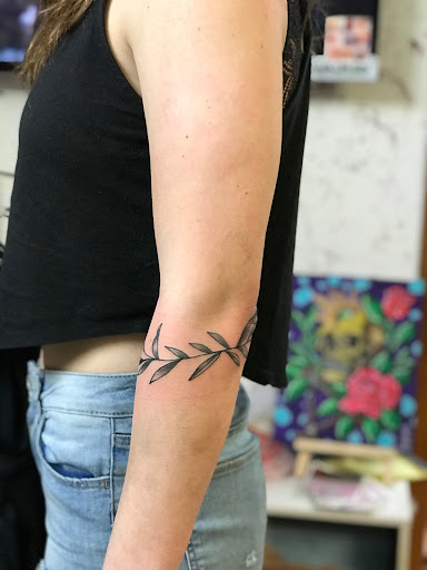 Explore cat paw tattoo ideas, creative tattoo ideas in Milwaukee, available at West Allis Tattoo & Gallery Tattoo Shop Milwaukee