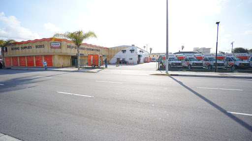 Truck Rental Agency «U-Haul Moving & Storage of Inglewood», reviews and photos, 964 South La Brea Ave, Inglewood, CA 90301, USA