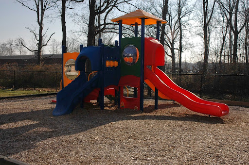 Day Care Center «Rainbow Child Care Center», reviews and photos, 2008 E Dupont Rd, Fort Wayne, IN 46825, USA