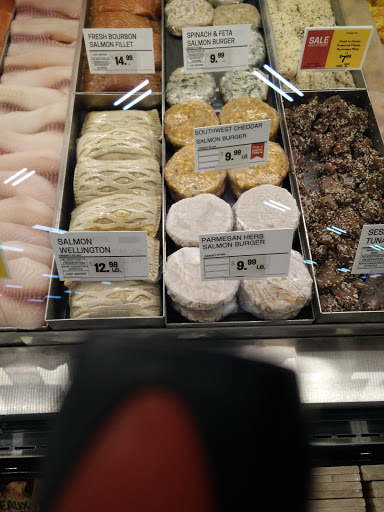 Grocery Store «Earth Fare North Canton», reviews and photos, 3939 Everhard Rd NW, North Canton, OH 44709, USA