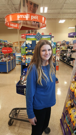 Pet Supply Store «PetSmart», reviews and photos, 857 N Val Vista Dr #106, Gilbert, AZ 85234, USA