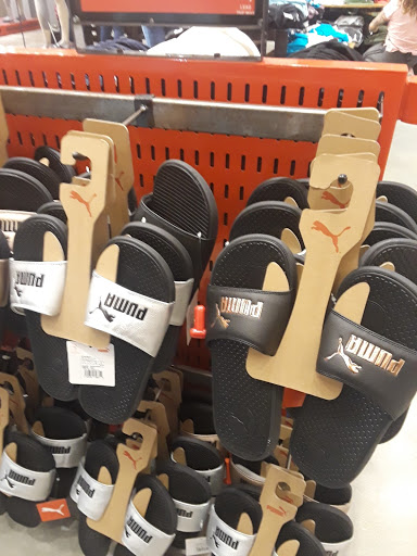 Shoe Store «PUMA», reviews and photos, 11401 NW 12th St #286, Miami, FL 33172, USA