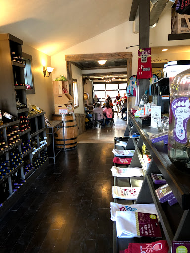 Winery «Cedar Creek Winery & Brew Co.», reviews and photos, 3820 Leonard Rd, Martinsville, IN 46151, USA