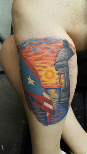 Tattoo Shop «Zus Tattoos and Supplies», reviews and photos, 152 Belgrade Ave, Roslindale, MA 02131, USA