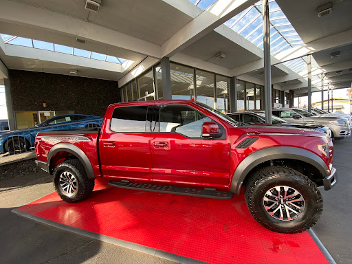 Car Dealer «Bowen Scarff Ford Lincoln», reviews and photos, 1157 Central Ave N, Kent, WA 98032, USA