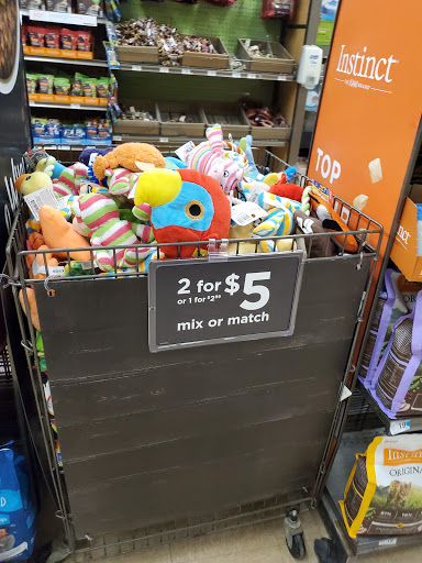 Pet Supply Store «Petco Animal Supplies», reviews and photos, 1622 Clark Street Rd, Auburn, NY 13021, USA