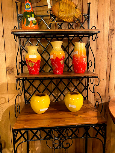 Furniture Store «Cherry Acres», reviews and photos, 23 E Main St, Lititz, PA 17543, USA