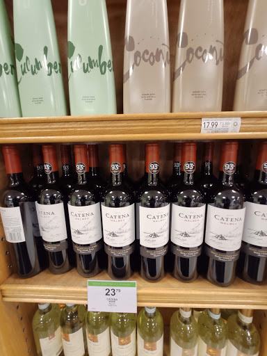 Shopping Mall «The Shops at Mary Brickell Village», reviews and photos, 901 S Miami Ave, Miami, FL 33130, USA