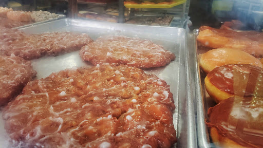 Donut Shop «Kountry Donuts», reviews and photos, 102 S Main St, Grapevine, TX 76051, USA