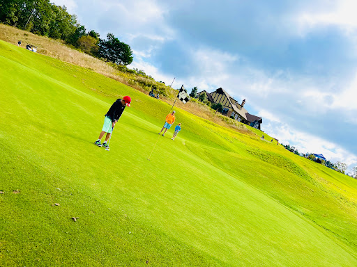 Public Golf Course «Fairways of Canton- Stratus Kitchen & Bar», reviews and photos, 400 Laurel Canyon Pkwy, Canton, GA 30114, USA