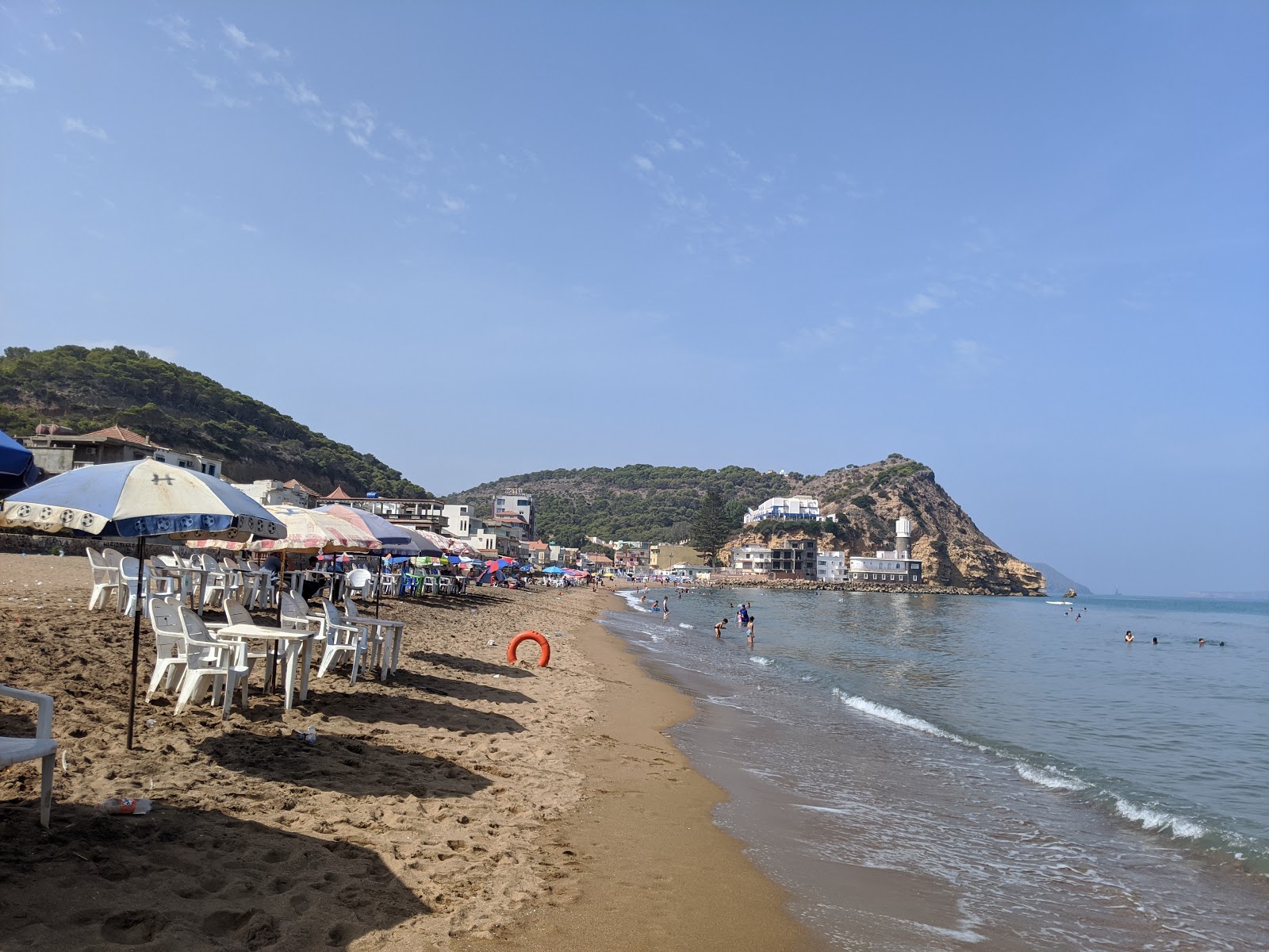 Foto de Plage du Puits con arena fina beige superficie