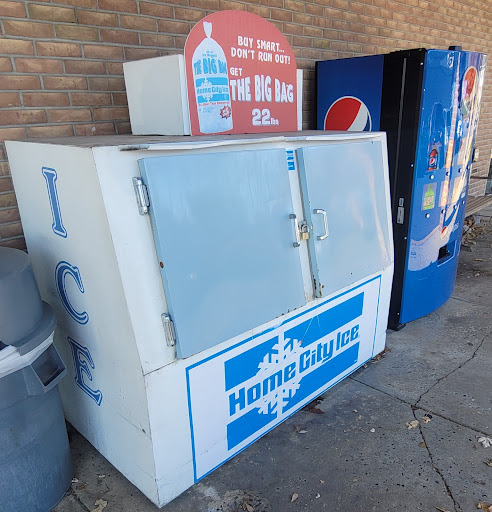 Grocery Store «Save-A-Lot», reviews and photos, 712 S Potomac St, Waynesboro, PA 17268, USA