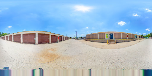 Self-Storage Facility «Metro Self Storage», reviews and photos, 880 E Rollins Rd, Round Lake Beach, IL 60073, USA