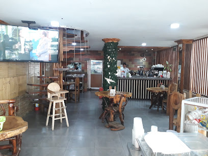 Restaurante Economia Rosita - 89FJ+7XH, Naranjal, Ecuador