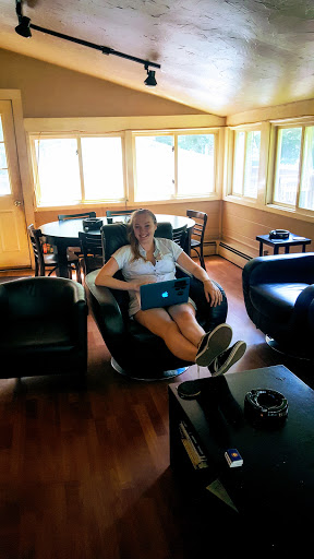 Cigar Shop «Big Buddha Cigar Lounge», reviews and photos, 27 Hawleyville Rd, Newtown, CT 06470, USA