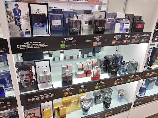 Cosmetics Store «Ulta Beauty», reviews and photos, 257 E 17th St, Costa Mesa, CA 92627, USA