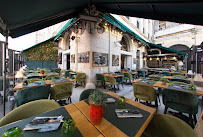Atmosphère du Restaurant de viande Rôtisserie La Ferme, Restaurant Vieux Port Marseille - n°1