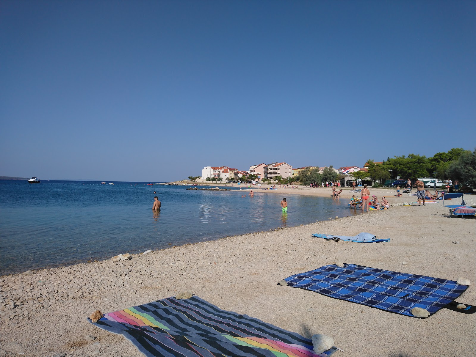 Zdjęcie Dubrovnik small beach z powierzchnią lekki kamyk