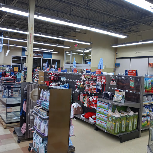 Pet Supply Store «Petco Animal Supplies», reviews and photos, 6140 University Dr, Huntsville, AL 35806, USA