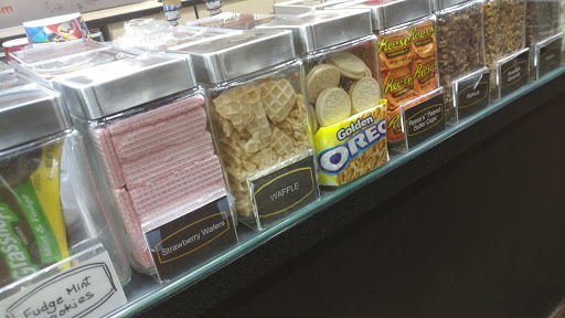 Ice Cream Shop «Cold Stone Creamery», reviews and photos, 2923 W Bay Dr, Belleair Bluffs, FL 33770, USA