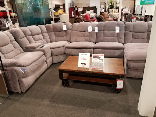 Furniture Store «Value City Furniture», reviews and photos, 945 E Lewis and Clark Pkwy, Clarksville, IN 47129, USA