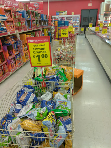 Grocery Store «Save-A-Lot», reviews and photos, 27155 Greenfield Rd, Southfield, MI 48076, USA