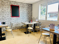 Atmosphère du Restaurant Cigalon chez Karine à Lançon-Provence - n°12