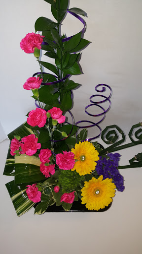 Florist «Shananne Cain Florist Inc», reviews and photos, 123 N Central Ave, Umatilla, FL 32784, USA