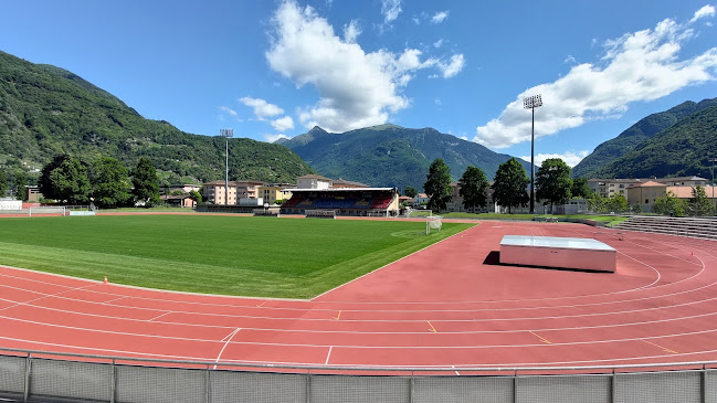 Kommentare und Rezensionen über Stadio Comunale