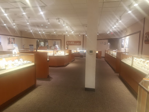 Jewelry Store «Zales - The Diamond Store», reviews and photos, 4101 S Cooper St #101, Arlington, TX 76015, USA