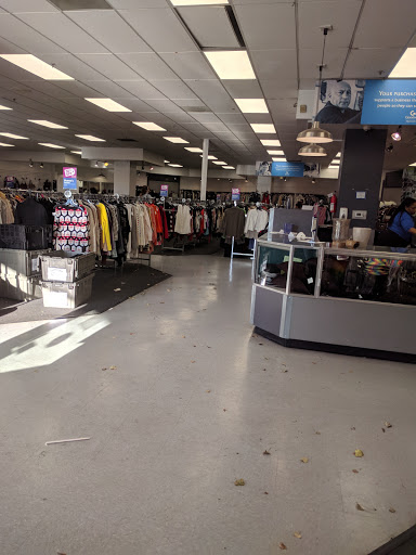 Thrift Store «Goodwill», reviews and photos, 3801 3rd St #330, San Francisco, CA 94124, USA