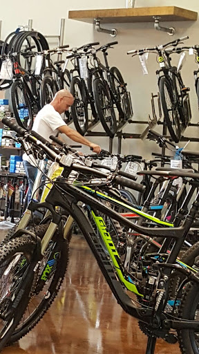 Bicycle Store «Bicycle Warehouse Chula Vista», reviews and photos, 3513 Main St, Chula Vista, CA 91911, USA