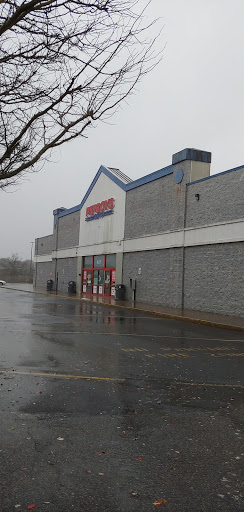 Auto Parts Store «Pep Boys Auto Parts & Service», reviews and photos, 425 Sunrise Hwy, Patchogue, NY 11772, USA