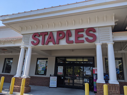 Office Supply Store «Staples», reviews and photos, 11 Palmetto Bay Rd, Hilton Head Island, SC 29928, USA