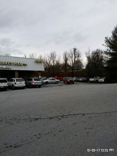 Deli «HoneyBaked Ham Company», reviews and photos, 165 4 Seasons Blvd, Hendersonville, NC 28792, USA