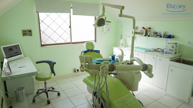 Clínica Eluney - Dentista