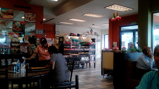 Super Cream Calle 10 Pastelería en Tampico