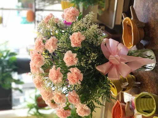 Florist «Kern Park Flower Shoppe», reviews and photos, 6713 SE Holgate Blvd, Portland, OR 97206, USA