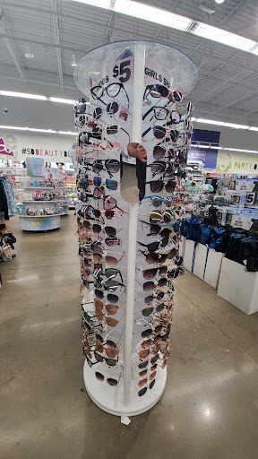 Variety Store «Five Below», reviews and photos, 1776 E Jefferson St, Rockville, MD 20850, USA