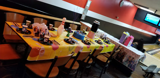 Bowling Alley «AMF Sky Lanes», reviews and photos, 7401 S Orange Blossom Trail, Orlando, FL 32809, USA