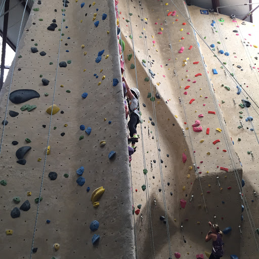 Rock Climbing Gym «Planet Granite», reviews and photos, 100 El Camino Real, Belmont, CA 94002, USA