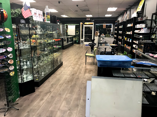Vaporizer Store «Green Rush Smoke Shop #2», reviews and photos, 728 San Benito St, Hollister, CA 95023, USA