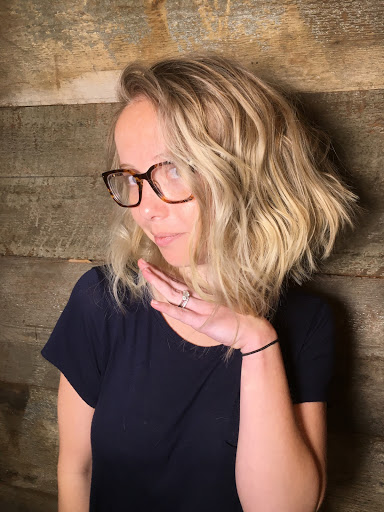 Lounge «Looking Glass Beauty Lounge», reviews and photos, 12717 Hooper Rd, Baton Rouge, LA 70818, USA