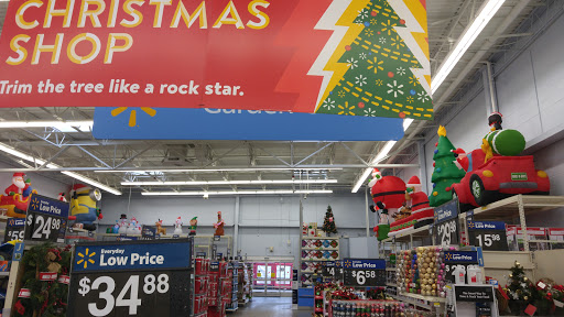 Department Store «Walmart Supercenter», reviews and photos, 731 E Rochambeau Dr, Williamsburg, VA 23188, USA