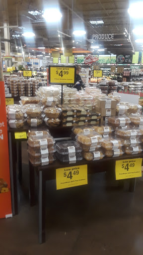 Grocery Store «Fred Meyer», reviews and photos, 2500 Santiam Hwy SE, Albany, OR 97322, USA